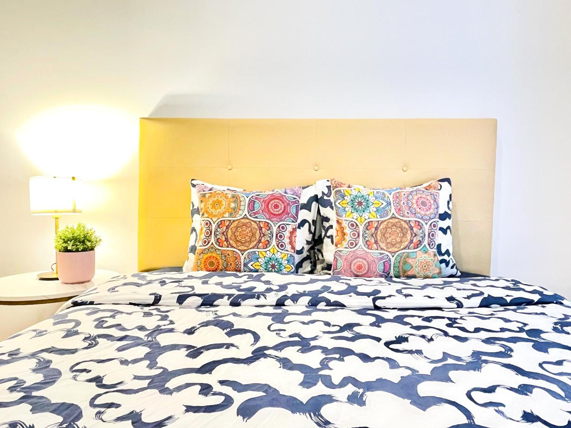 Rambla Comfort Hostel