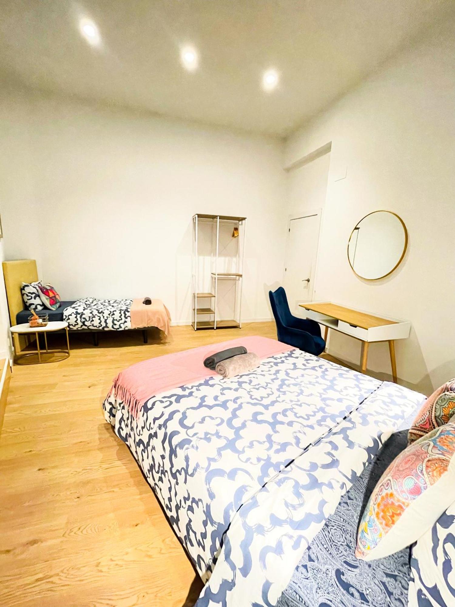 Rambla Comfort Hostel *