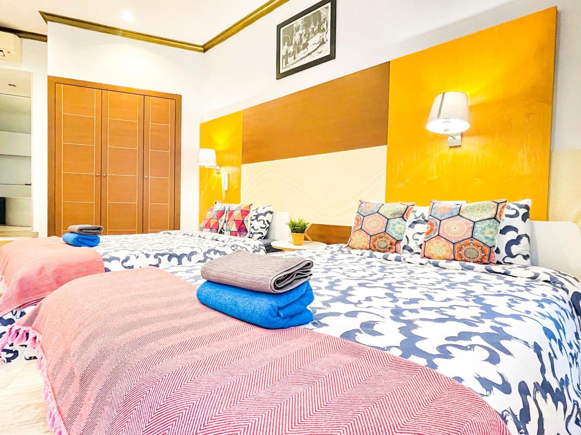 Rambla Comfort Hostel *