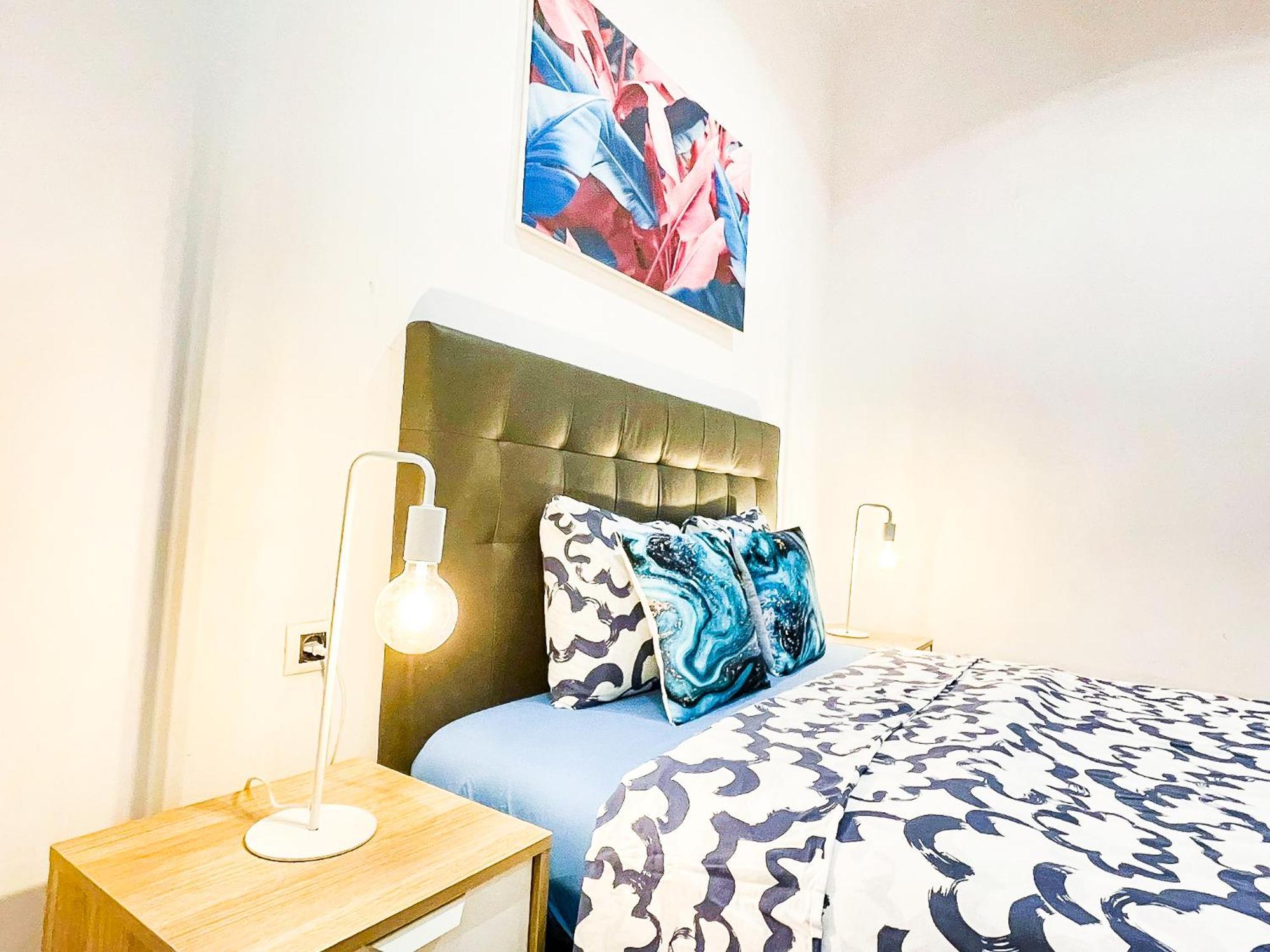 Rambla Comfort Hostel *