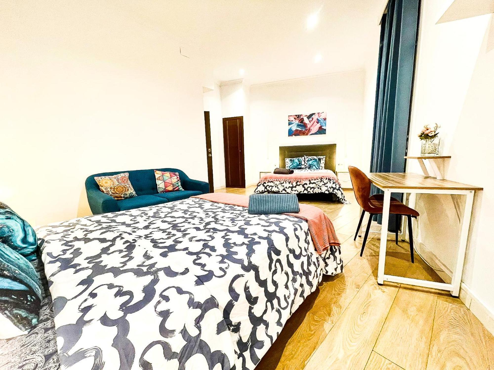 Rambla Comfort Hostel *